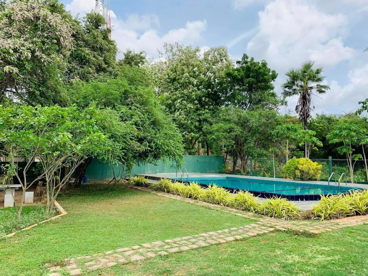 Hotel Tree Garden Wilpaththu Nochchiyagma Anuradhapura Nochchiyagama Экстерьер фото